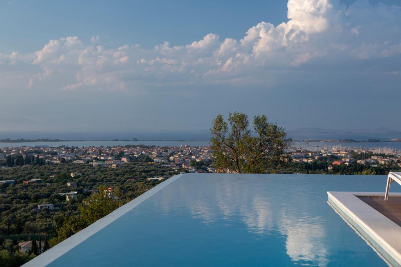 Ioniangems Villa *